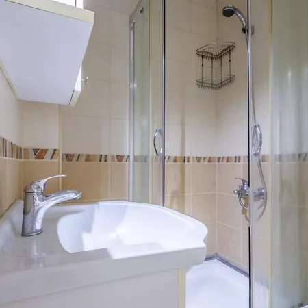 Studio Flat Near Public Transportation In Sisli Διαμέρισμα